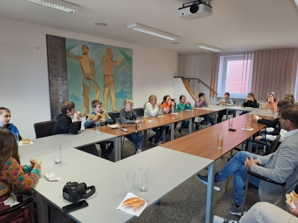 Resize_20260316_181843_3015